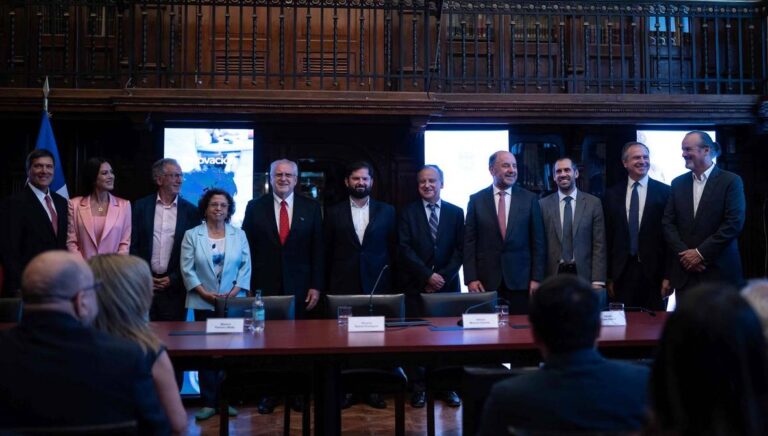 nova-andina.jpg__1440x2000_q70_subsampling-2