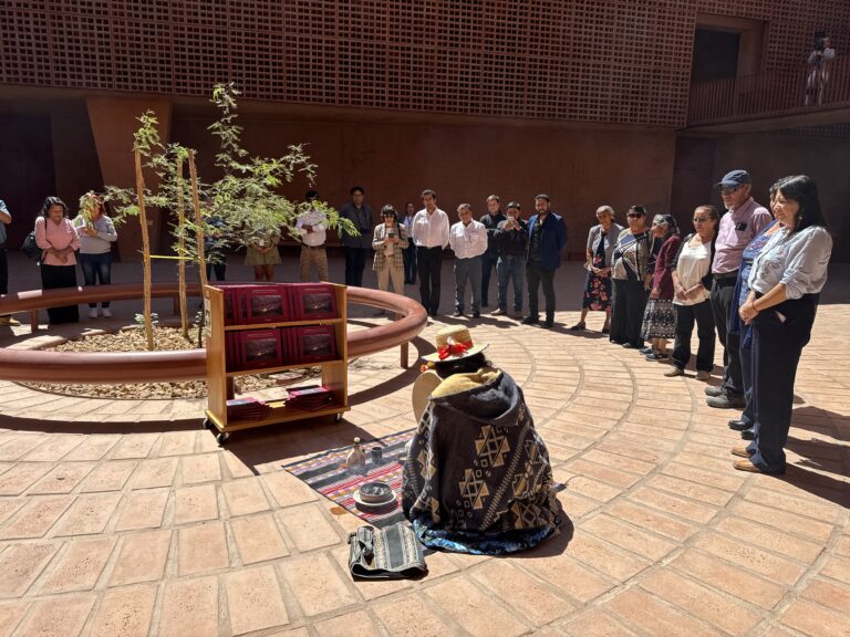 Proyecto Salares Altoandinos y comunidad Colla lanzan libro que preserva la cocina ancestral del desierto