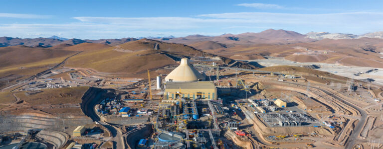 Tras rechazo inicial, Teck Quebrada Blanca logra luz verde de la SMA para su plan de cumplimiento ambiental