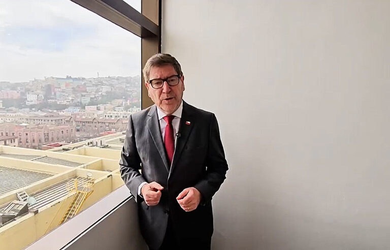 MINISTRO DE MINERÍA DANIEL MAS
