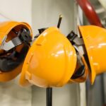 mariakray-hardhat-6657476_640